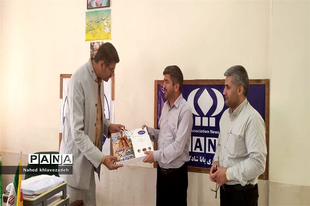 تقدیر از مسئول و کارشناسان سازمان دانش‌آموزی شهرستان شادگان