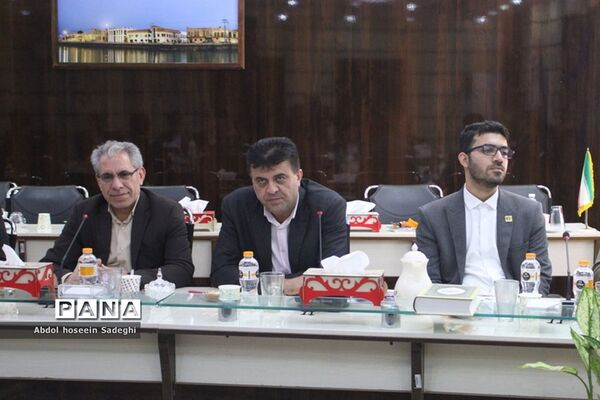 نشست کمیته پیشگیری و مبارزه با جعل اسناد در بوشهر
