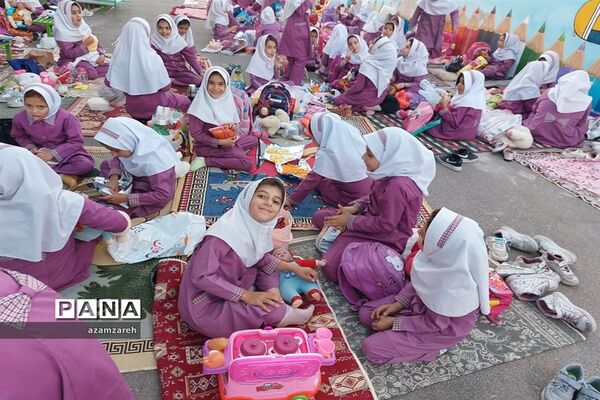 برگزاری اردوی درون مدرسه‌ای در دبستان بعثت شهرستان ابرکوه