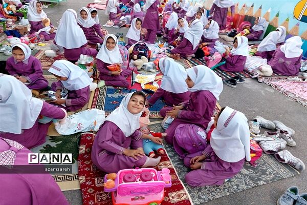 برگزاری اردوی درون مدرسه‌ای در دبستان بعثت شهرستان ابرکوه