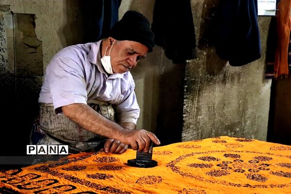 کارگاه صنعتی باتیک شهر اسکو