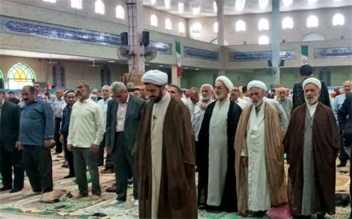 حضرت فاطمه معصومه(س) با داشتن علم و  ایمان به خدا، الگویی برای دختران جامعه هستند