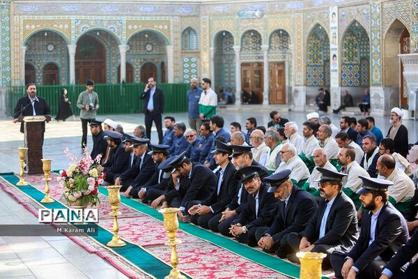 ِآیین جاروکشی حرم کریمه اهل بیت(س)