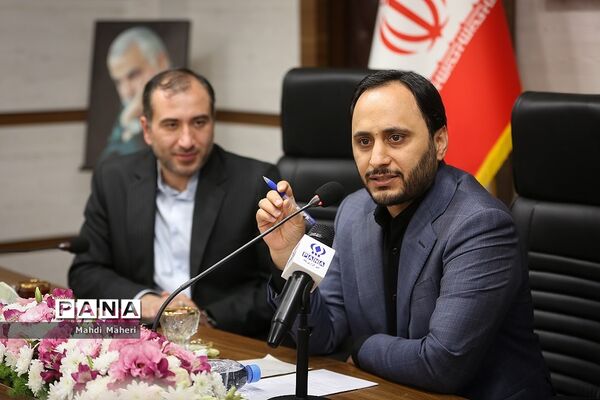 بازدید سخنگوی دولت از خبرگزاری پانا