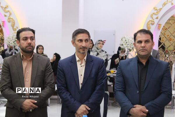 تجلیل از بازنشستگان منطقه ناحیه یک بهارستان