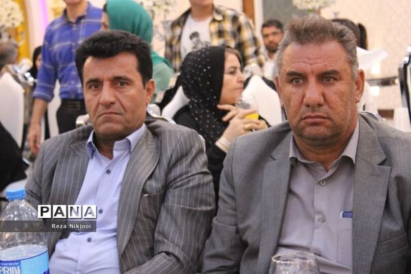 تجلیل از بازنشستگان منطقه ناحیه یک بهارستان