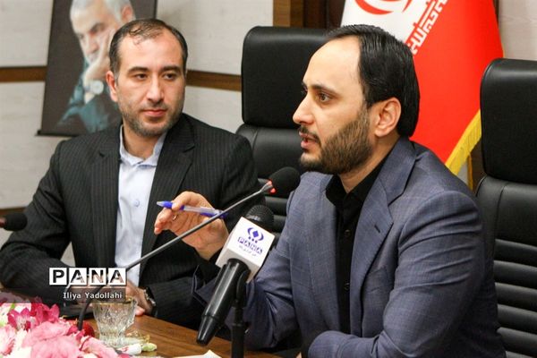 نشست صمیمانه خبرنگاران پانا با سخنگوی هیات دولت