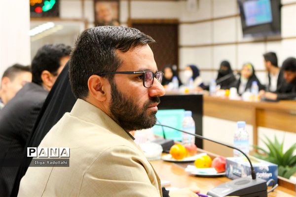 نشست صمیمانه خبرنگاران پانا با سخنگوی هیات دولت