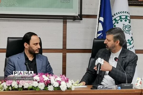 حضور دانش‌آموزان خبرنگار پانا شهرستان‌های استان‌تهران در نشست هم‌اندیشی با سخنگوی دولت