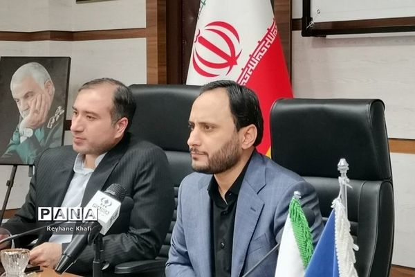 حضور دانش‌آموزان خبرنگار پانا شهرستان‌های استان‌تهران در نشست هم‌اندیشی با سخنگوی دولت