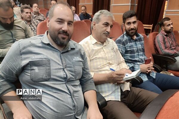 برگزاری جلسه توانمند‌سازی در شهرستان قرچک