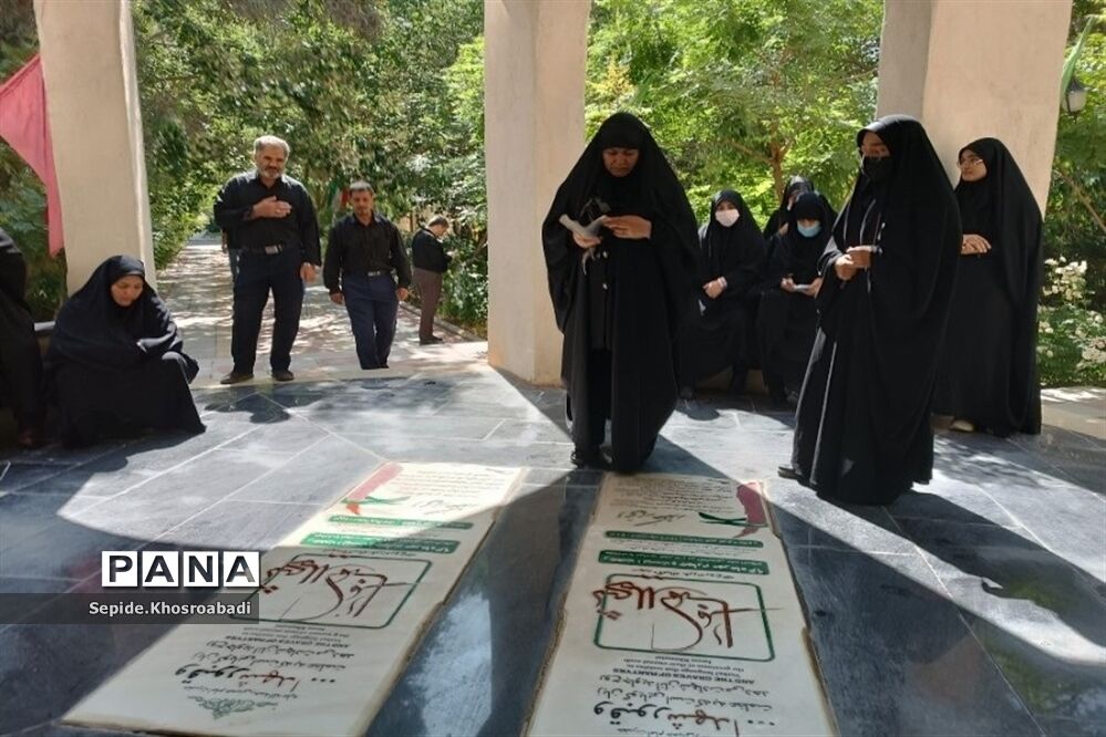 زیارت قبور شهدای گمنام پاکدشت