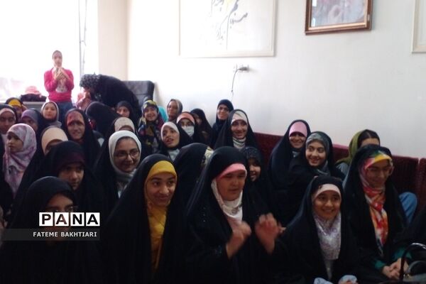 جشن روز دختر در اتحادیه انجمن‌های اسلامی شهرری