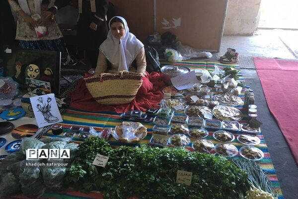 افتتاح بازارچه کسب و کار دانش‌آموزی در نمایشگاه بین المللی گیلان