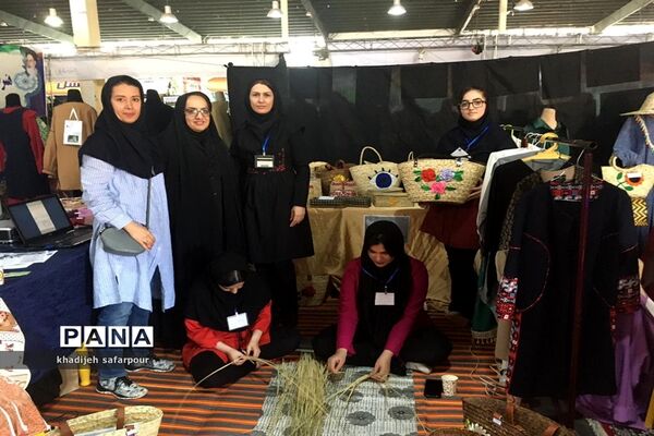 افتتاح بازارچه کسب و کار دانش‌آموزی در نمایشگاه بین المللی گیلان