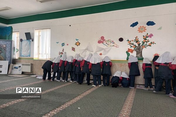 نمایشگاه طرح جابربن حیان دبستان شهید نجاتی ابرکوه
