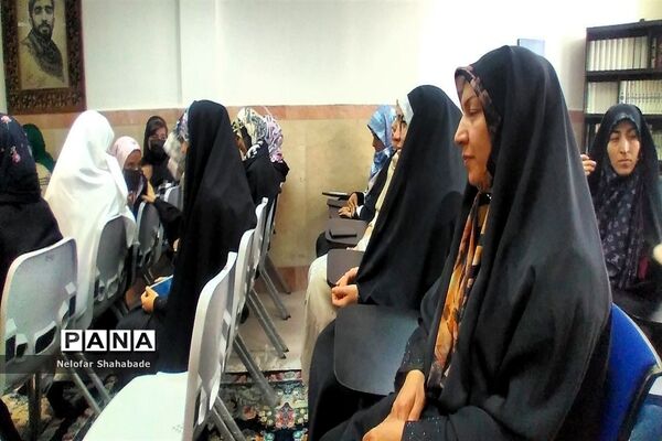 جشن روز دختر در حوزه علمیه خواهران ملارد