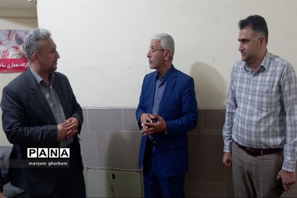 بازدید از دست آوردهای دانش‌آموزان هنرستان جهانیان بهنمیر