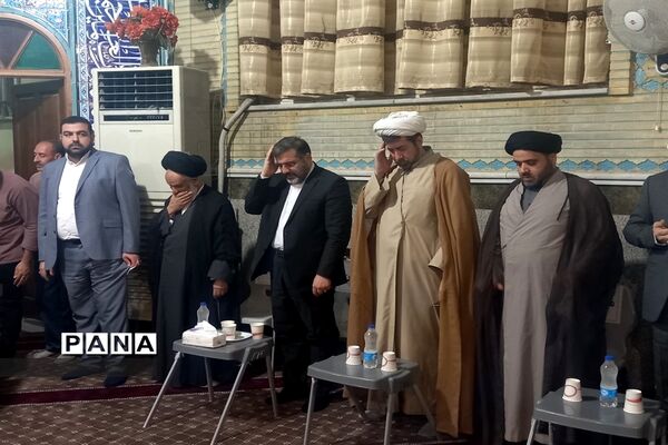 حضور وزیر فرهنگ و ارشاد اسلامی در مسجد احباب الحسین(ع)