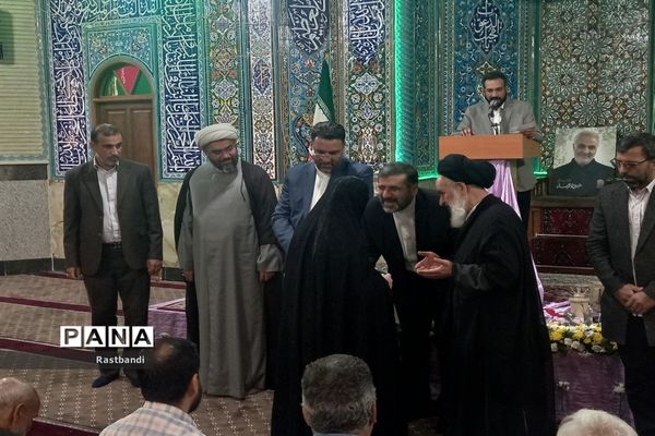 حضور وزیر فرهنگ و ارشاد اسلامی در مسجد احباب الحسین(ع)