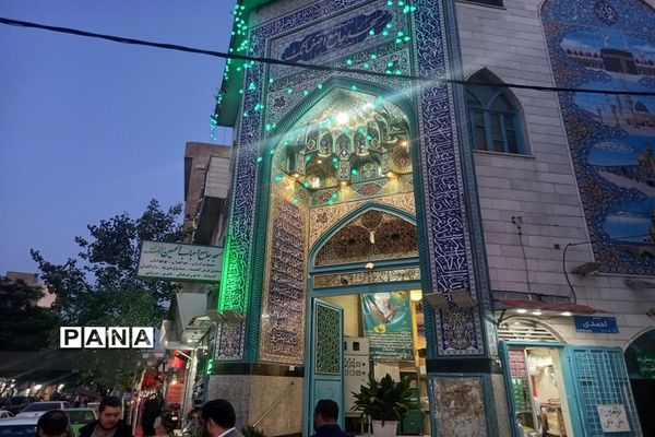 حضور وزیر فرهنگ و ارشاد اسلامی در مسجد احباب الحسین(ع)