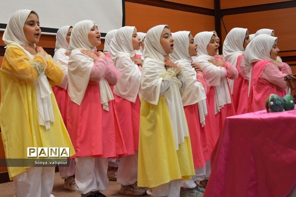 برگزاری جشن بزرگ روز دختر به‌مناسبت ولادت حضرت معصومه(س) در ناحیه 2 بهارستان