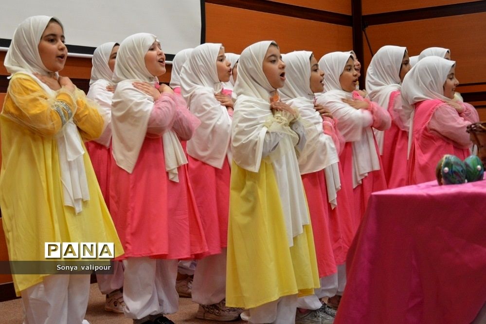 برگزاری جشن بزرگ روز دختر به‌مناسبت ولادت حضرت معصومه(س) در ناحیه 2 بهارستان