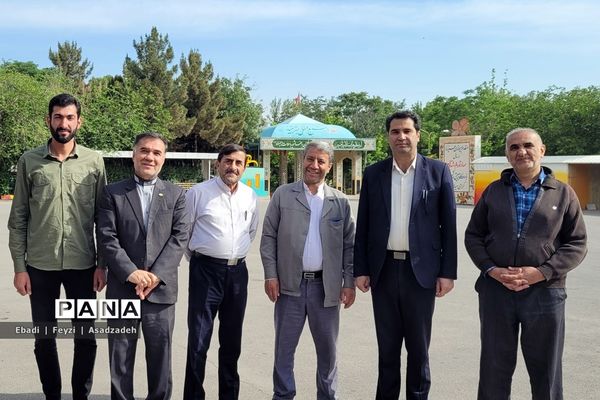 دانش‌آموزان زیارت اولی آذربایجان غربی در مشهد مقدس