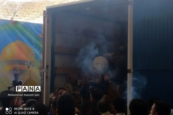 اهدای ۱۶۰۰ متر فرش دستباف به حرم حضرت معصومه (س)