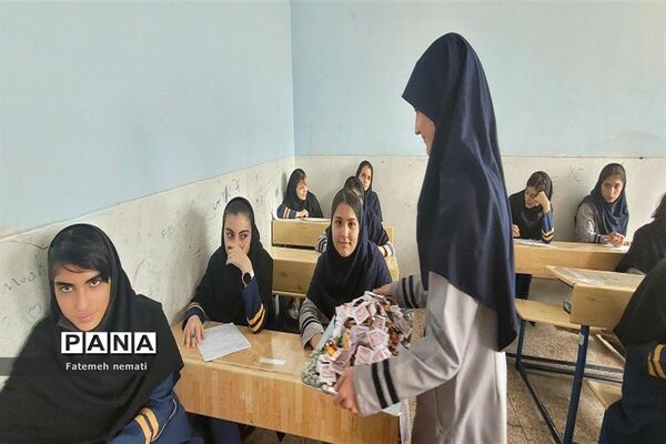 برگزاری امتحانات نهایی در دبیرستان شایستگان و شهید‌همت ملارد
