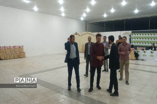 برگزاری هشتمین‌ جشنواره بومی محلی‌ تاک‌پلو در شهرستان خلیل‌آباد