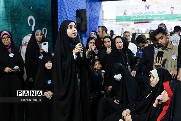 بازدید سرپرست وزارت آموزش و پرورش از نمایشگاه کتاب تهران