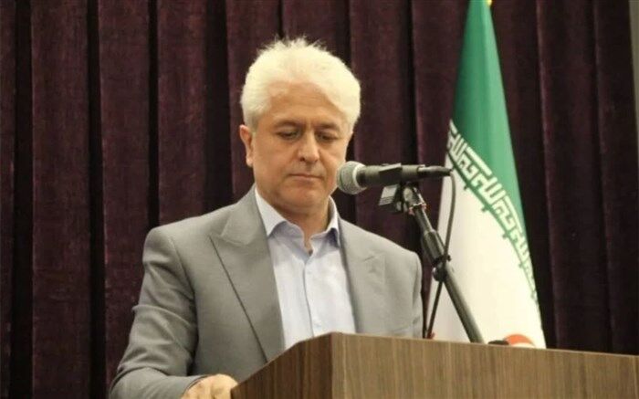 مدیران شهرستان از مانع‌تراشی درامر تولید دست بردارند