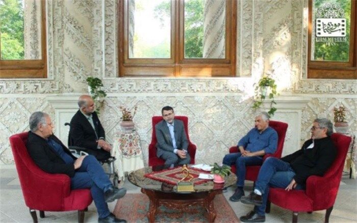 رضا کیانیان: کشوری که سینما نداشته باشد هویت ندارد