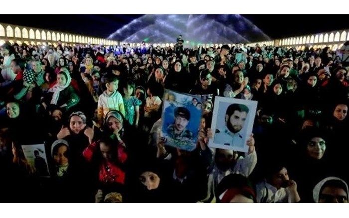 جشن بزرگ روز دختر در آستانه ولادت حضرت معصومه در میدان امام اصفهان/ فیلم 4