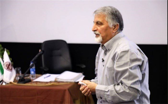 علی اکبر قاضی‌نظام: برای متفاوت نوشتن باید متفاوت اندیشید