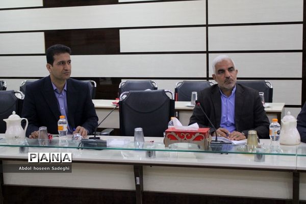 جلسه شورای معاونان آموزش و پرورش استان بوشهر