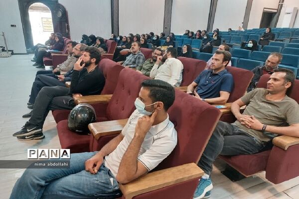 دوره توانمندسازی طرح راست‌قامتی در کهریزک