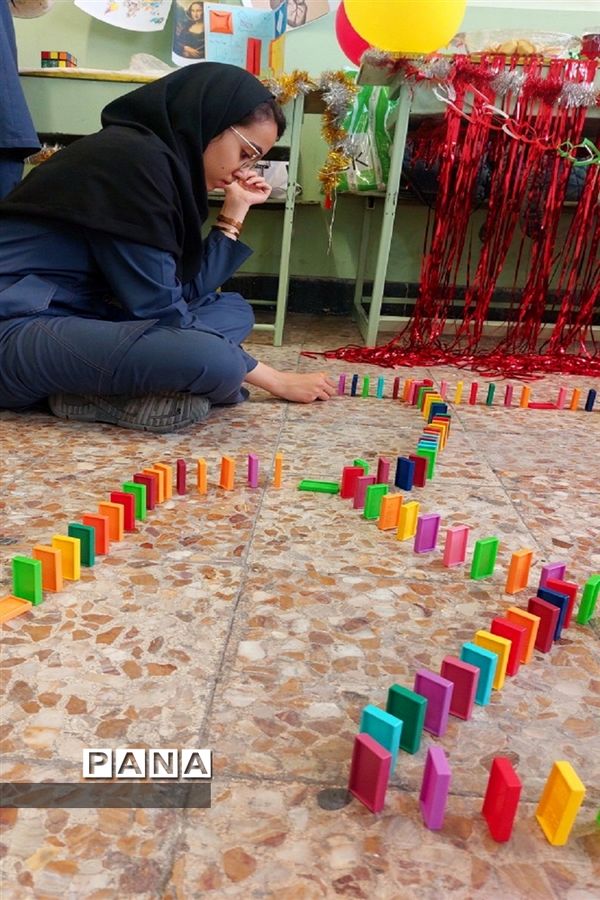 برگزاری جشنواره ریاضی در دبیرستان شهید‌باهنر ناحیه دو کرج