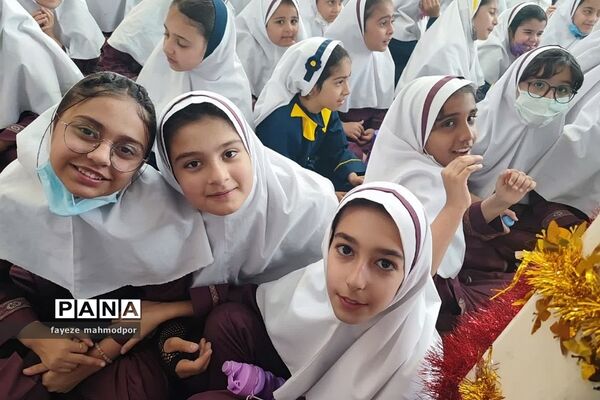 جشن ولادت حضرت معصومه(س) و روز دختر در دبستان حضرت زهرا(س) یک رودهن