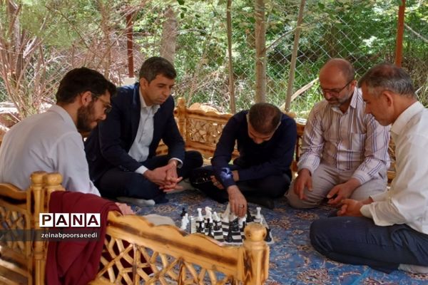 اردوی تفریحی و آموزشی معاونان و مربیان پرورشی در روستای فرح‌آباد شهرستان فیروزکوه