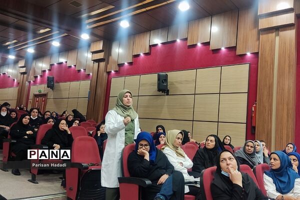 برگزاری دوره توانمندسازی مراقبان سلامت در اردوگاه شهید منتظری شهریار