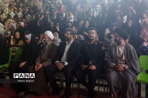 برگزاری جشن روز دختر در سالن ورزشی هفت تیر شهرستان قرچک