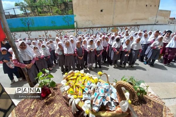مراسم روز دختر و ولادت حضرت معصومه(س) در دبستان پروین اعتصامی رودهن