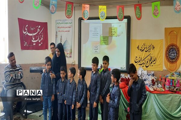 تجلیل از برگزیدگان مسابقات قرآنی و ‌فرهنگی آموزشگاه شاهد غدیر بافق