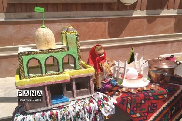 کارسوق ایران زیبا در دبیرستان فرزانگان اسلامشهر