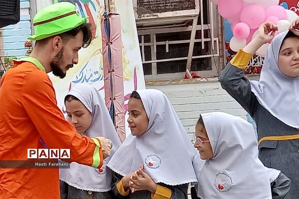 مراسم روز دختر در مدرسه دخترانه ریحانه‌النبی شهرستان قرچک‌