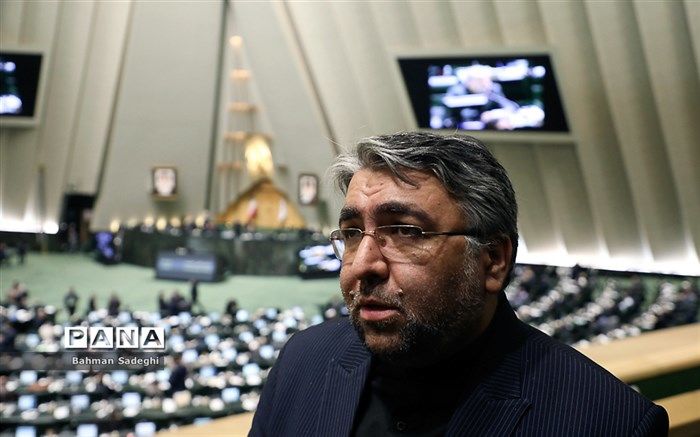 فردا؛ فراکسیون انقلاب‌ درباره ترکیب هیات رئیسه اجلاسه چهارم رای‌گیری می‌کند