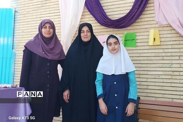 جشن روز دختر در مدارس رودهن
