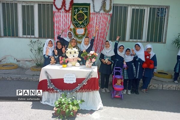 جشن روز دختر در مدارس رودهن